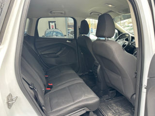 Ford Kuga foto 17