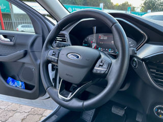 Ford Kuga foto 11