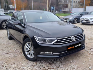 Volkswagen Passat foto 2