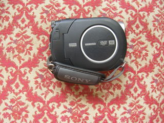 Видеокамера "Sony digital video camera recorder handycam" - 1000 леев. foto 2
