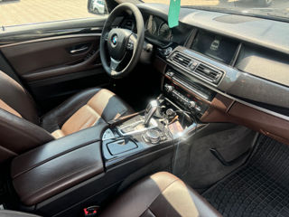 BMW 5 Series foto 15