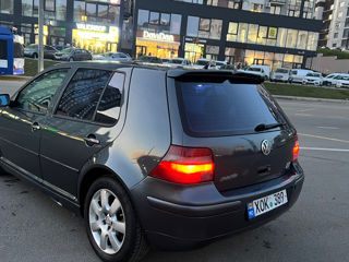 Volkswagen Golf foto 4