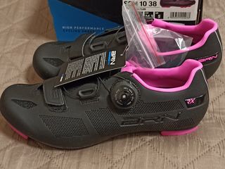 Велобатинки новые дамские  brn shoes