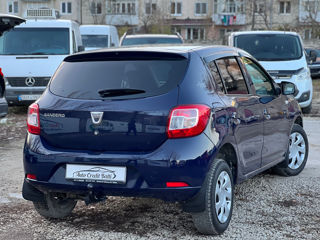 Dacia Sandero foto 2