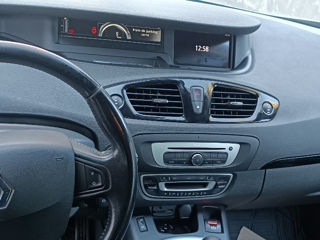 Renault Grand Scenic foto 6