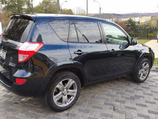 Toyota Rav 4 foto 2