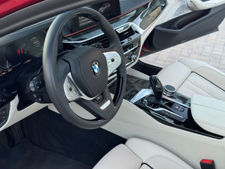 BMW 5 Series foto 5