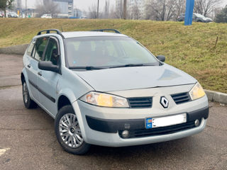 Renault Megane foto 2