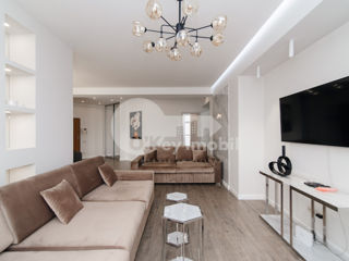 Apartament cu 4 camere, 140 m², Centru, Chișinău