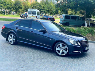 Mercedes E-Class foto 3