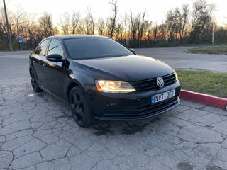 Volkswagen Jetta foto 4