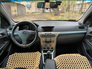 Opel Astra foto 10