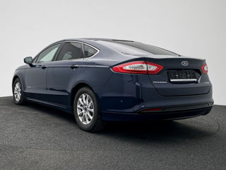 Ford Mondeo foto 7