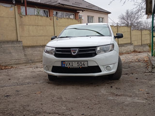 Dacia Logan foto 2