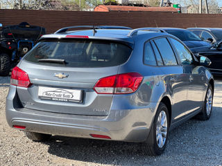 Chevrolet Cruze фото 8