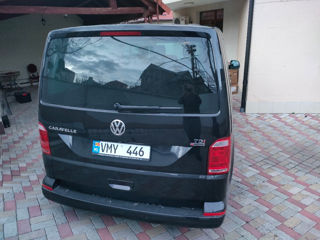 Volkswagen Caravelle foto 3