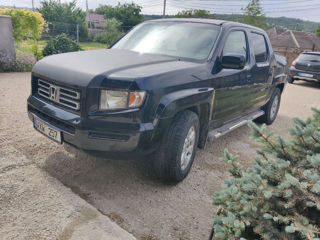 Honda Ridgeline foto 2