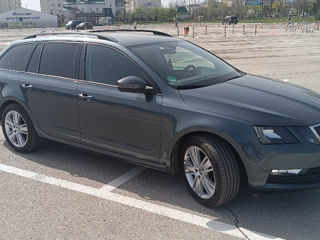 Skoda Octavia foto 1