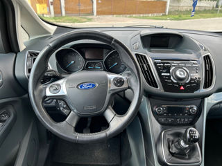 Ford Grand C-MAX foto 11