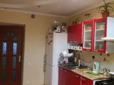 Vind urgent apartament 3 camere,pret negociabil. Contact foto 3