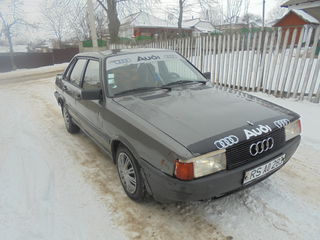 Audi 80 foto 9