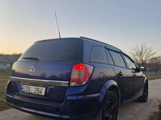 Opel Astra foto 4