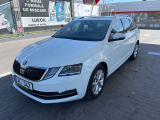 Skoda Octavia foto 2