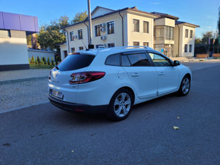 Renault Megane foto 2