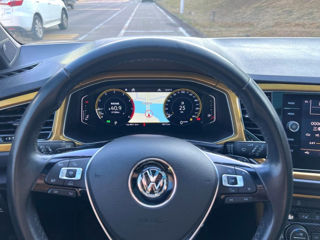 Volkswagen T-Roc foto 4