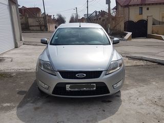 Ford Mondeo foto 7