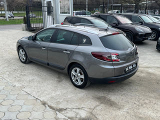 Renault Megane foto 8