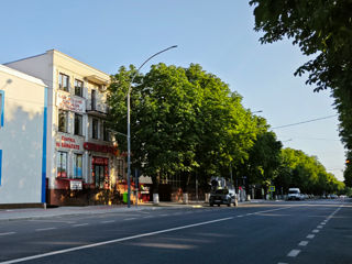 Chirie / Arenda or. Ungheni spații comerciale foto 2