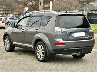 Mitsubishi Outlander foto 4