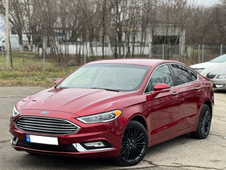 Ford Fusion foto 2