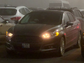 Ford Fusion foto 7