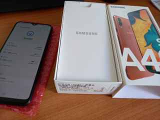 Samsung A40s (6 GB RAM si 64 GB ROM)