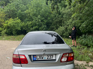 Nissan Almera foto 6