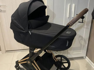 Cybex Priam IV, Rose Gold 2 в 1. Onyx black,  дороже обычной черной