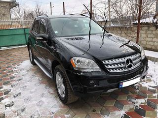 Mercedes ML Class foto 1