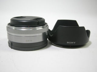 Sony 16mm F2.8  E-mount