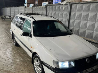 Volkswagen Passat foto 3