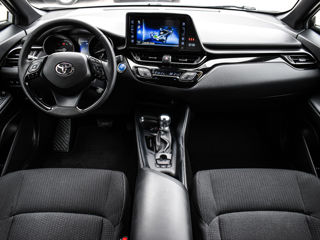 Toyota C-HR foto 7