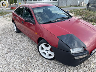 Mazda 323 foto 9