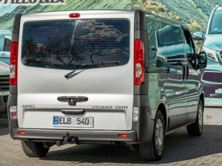 Opel Vivaro 9 locuri foto 4