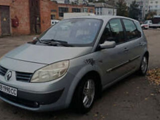 Renault Grand Scenic foto 7