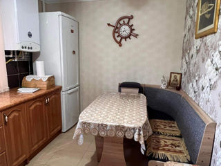 Apartament cu 4 camere, 100 m², Centru, Drochia foto 4