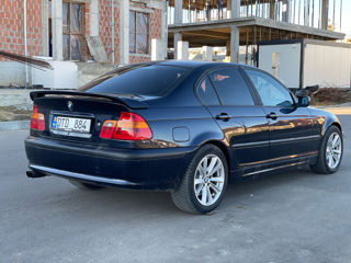 BMW 3 Series foto 4