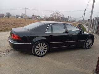 Volkswagen Phaeton foto 5