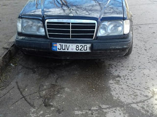 Mercedes Series (W124) foto 3