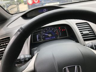 Honda Civic Hibrid foto 7